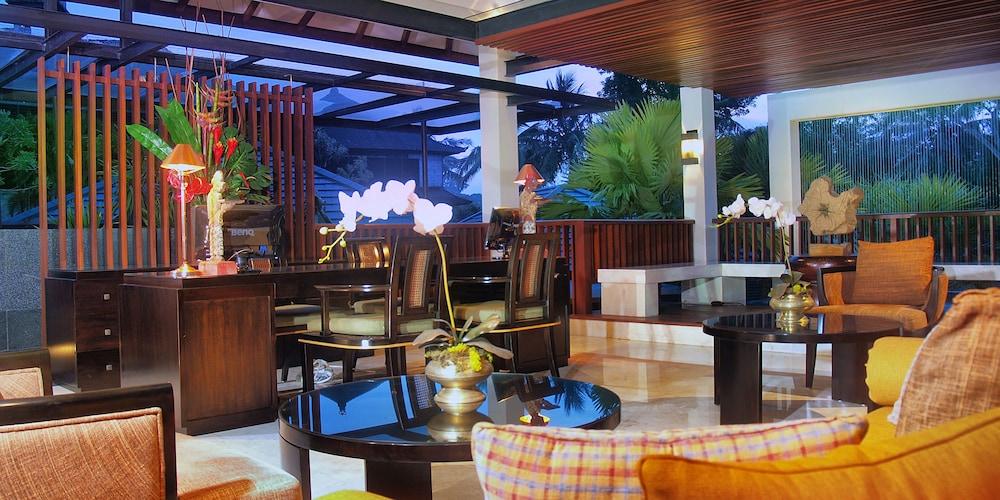Resort Royal Kamuela & At Monkey Forest (adults Only)